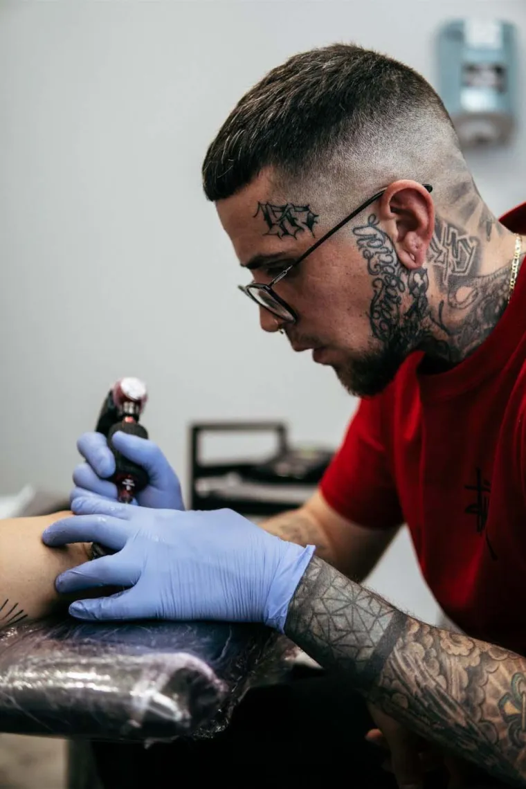 Jose Luis, tattoo artist